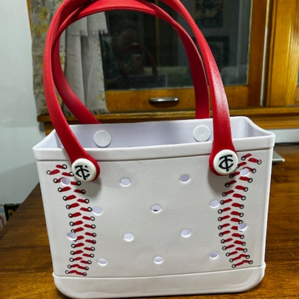 Minnesota Twins Bitty "Bogg" bag.